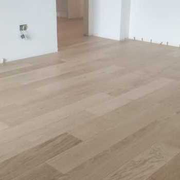 Parquet in rovere naturale verniciato